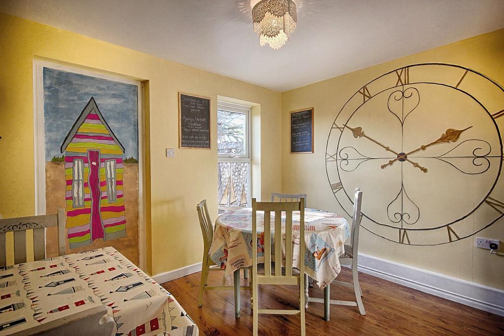 Hooray Henrys Bed & Breakfast Sheringham Ngoại thất bức ảnh