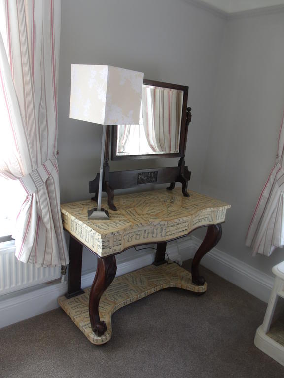 Hooray Henrys Bed & Breakfast Sheringham Ngoại thất bức ảnh